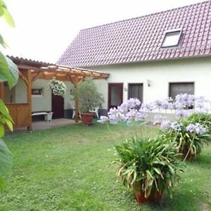 Haus Feldmuehle Leilighet Bad Frankenhausen Room photo