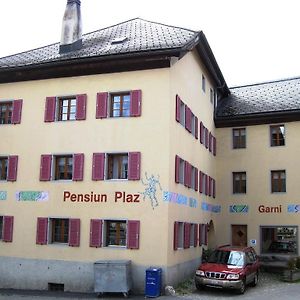 Pensiun Garni Plaz Hotell Scuol Exterior photo