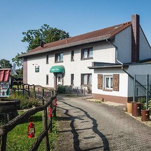 Gasthaus Stuckatz Hotell Dollenchen Exterior photo