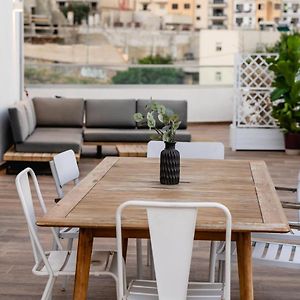 Luxurious Penthouse With Private Pool, Wifi & Ac By 360 Estates Leilighet Msida Exterior photo