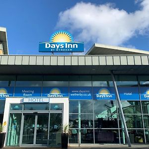 Days Inn Wetherby Exterior photo