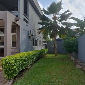 Serenity Plus Leilighet Accra Exterior photo