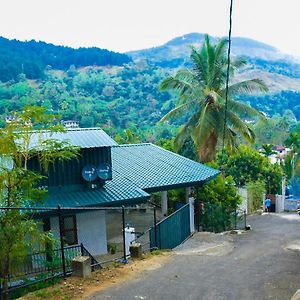 Jayathma Guest Leilighet Peradeniya Exterior photo