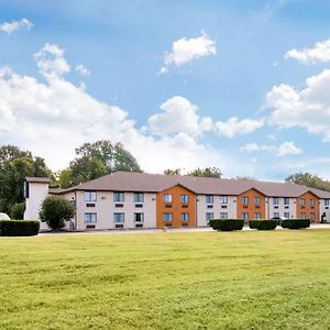 Quality Inn & Suites Metropolis I-24 Exterior photo