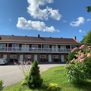 Motel Le Sabre Sherbrooke Exterior photo