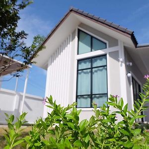 Kazokupoolvillachaamhuahin Ban Huai Sai Tai Exterior photo