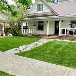 The Perfect Sandpoint Rental Exterior photo