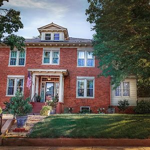 West Park Gardens Hotell Culpeper Exterior photo