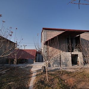 Arnar Villa Jerevan Exterior photo