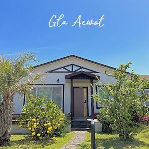 Gla Aewol Villa Jeju by Exterior photo