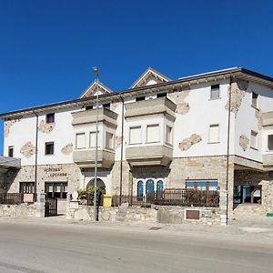 Domus Romulea Hotell Bisaccia Exterior photo