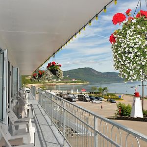 Auberge Sur Mer Charlevoix Hotell Saint-Siméon Exterior photo