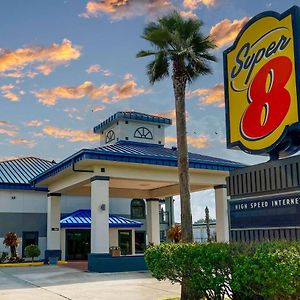 Super 8 By Wyndham Sealy Hotell Exterior photo