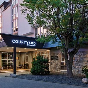 Courtyard by Marriott Wiesbaden-Nordenstadt Hotell Exterior photo