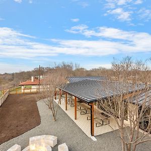 Guadalupe Bluff Modern House Villa Kerrville Exterior photo