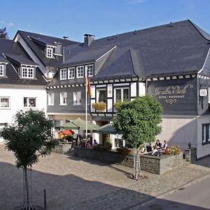 Zur Alten Quelle Hotell Drolshagen Exterior photo