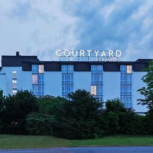 Courtyard by Marriott Wiesbaden-Nordenstadt Hotell Exterior photo