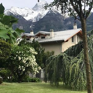 Grand Arvou Leilighet Aosta Exterior photo