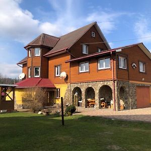 Біля Погару Hotell Slavskoje Exterior photo