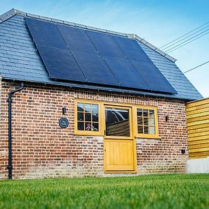 The Stable Leilighet Canterbury Exterior photo