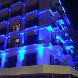 Royal Breeze Paramaribo Hotell Exterior photo