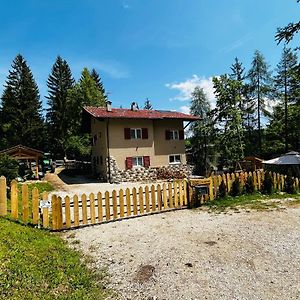 Casa Vacanze Natura Leilighet Mendola Exterior photo