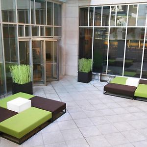 Aloft Harlem Hotell New York Exterior photo