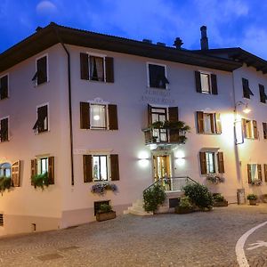 Albergo Antica Rosa Levico Terme Exterior photo