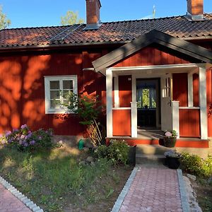 Bagarstugan Bed & Breakfast Kolbäck Exterior photo