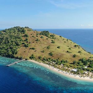 Le Pirate Island - Adults Only Hotell Labuan Bajo Exterior photo