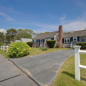 Cape Cod Escape With Yard, 1 Mi To Beach Villa West Dennis Exterior photo