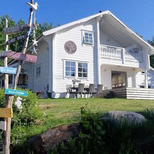 Stunning 8-Bed Cabin At Lake Skagern Villa Finnerodja Exterior photo