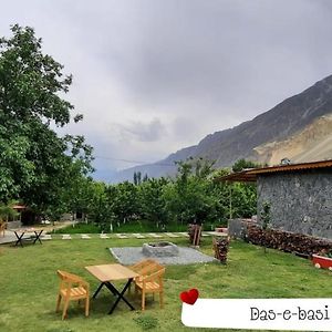 Das-E-Basi Hotell Gilgit Exterior photo