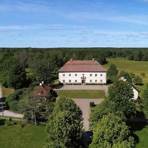 Laegenhet I Slott Fran 1600-Talet Leilighet Uppsala Exterior photo