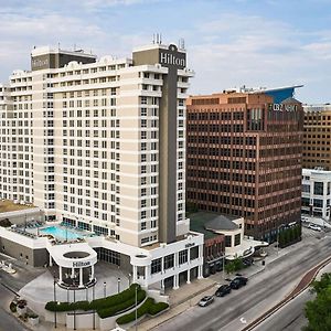 Hilton Kansas City Country Club Plaza Hotell Exterior photo