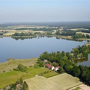 Neu - Ferien Auf Dem Bruderhof Am Pritzerber See Leilighet Hohenferchesar Exterior photo