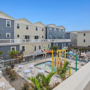 Oasis By Seaport Stays Wildwood Exterior photo