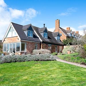 Pass The Keys Peaceful Countryside Residence Pershore Exterior photo