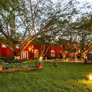 Hacienda Santa Cruz Merida Hotell Exterior photo