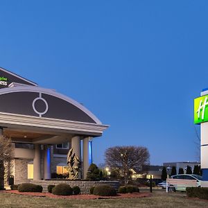 Holiday Inn Express Branford-New Haven Exterior photo