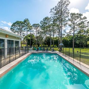 Family Estate W/ Firepit + Pool House! Sleeps 16! Villa Palm Beach Gardens Exterior photo