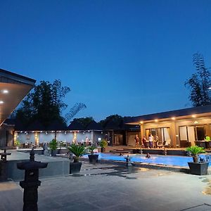 De Porch Hotell Bolinao Exterior photo