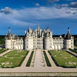 Maison Au Milieu Des Bois Et Des Animaux Villa Jouy-le-Potier Exterior photo