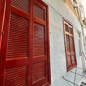 Traditional Lemon House Near To Pireaus Port Leilighet Exterior photo