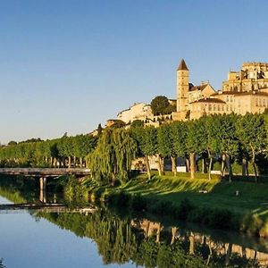 Le Petit Bond : Gite A La Campagne Pres D'Auch Leilighet Lussan  Exterior photo