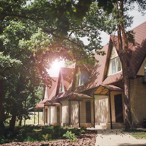 Lake Park Hotell Novomoskovsk Exterior photo