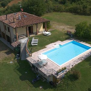 Casolara: Ospitalita Su Misura Leilighet Castello di Serravalle Exterior photo