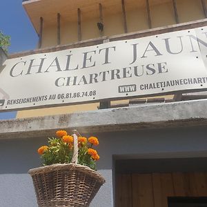 Chalet Jaune Pinea Hotell Sarcenas Exterior photo