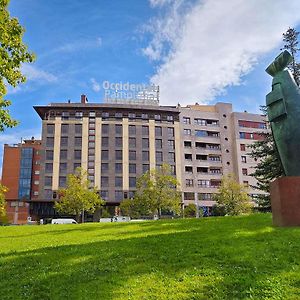 Occidental Pamplona Hotell Exterior photo