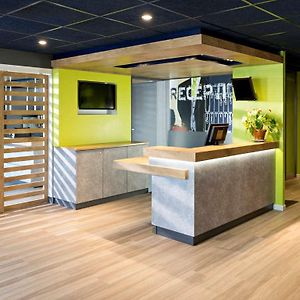 Ibis Budget Lyon Eurexpo Chassieu Hotell Exterior photo